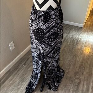 Black and White Paisley Wide Leg Pants